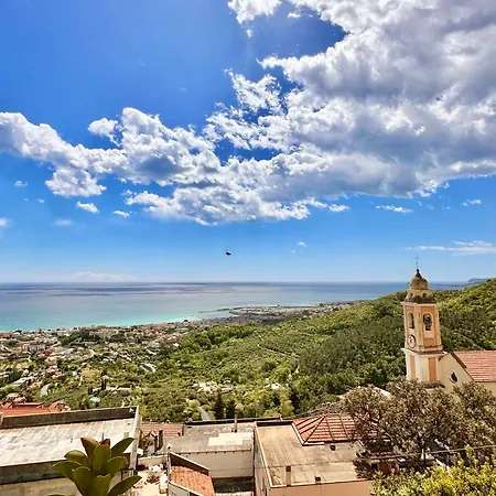 Apartment Hostdomus - La Terrazza Sul Mare Pietra Ligure