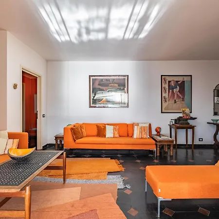 Hostdomus - La Terrazza Sul Mare With Private Parking *